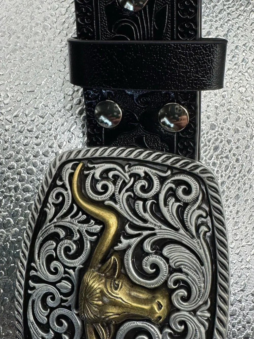 Longhorn Aztec Western Belt Buckle - Gold & Silver
